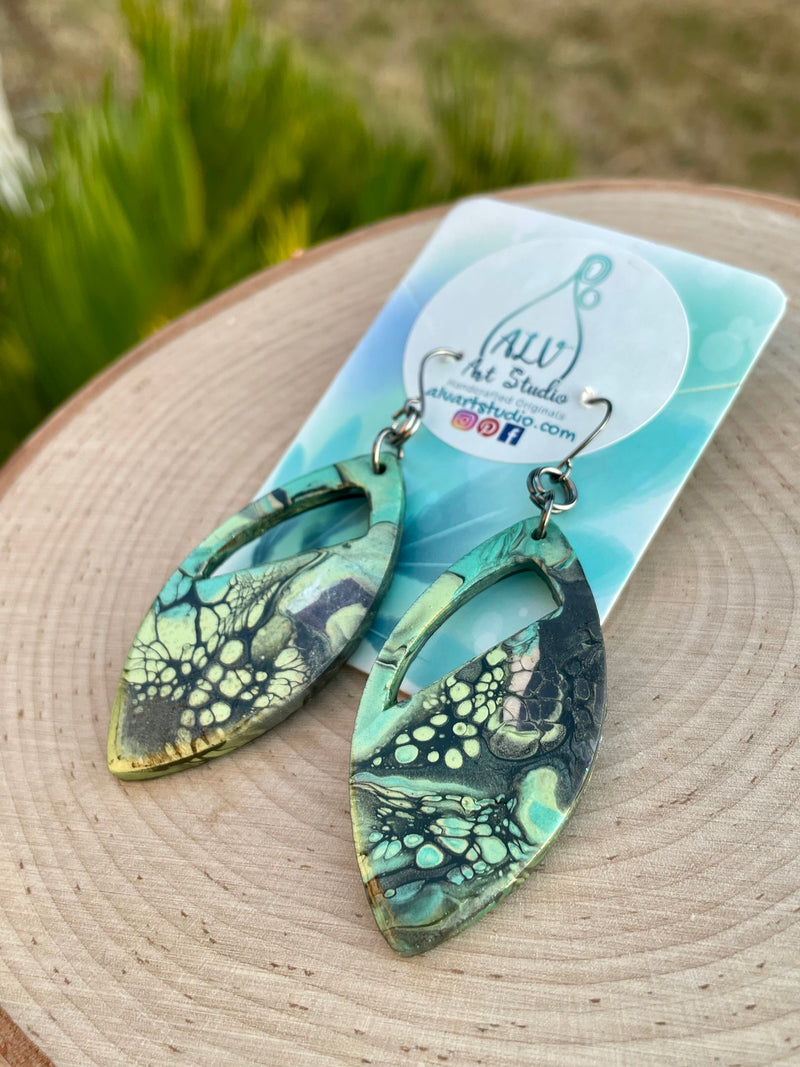 Earrings - Thrive 🦚