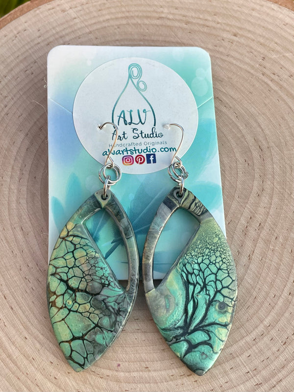 Earrings - Thrive 🦚