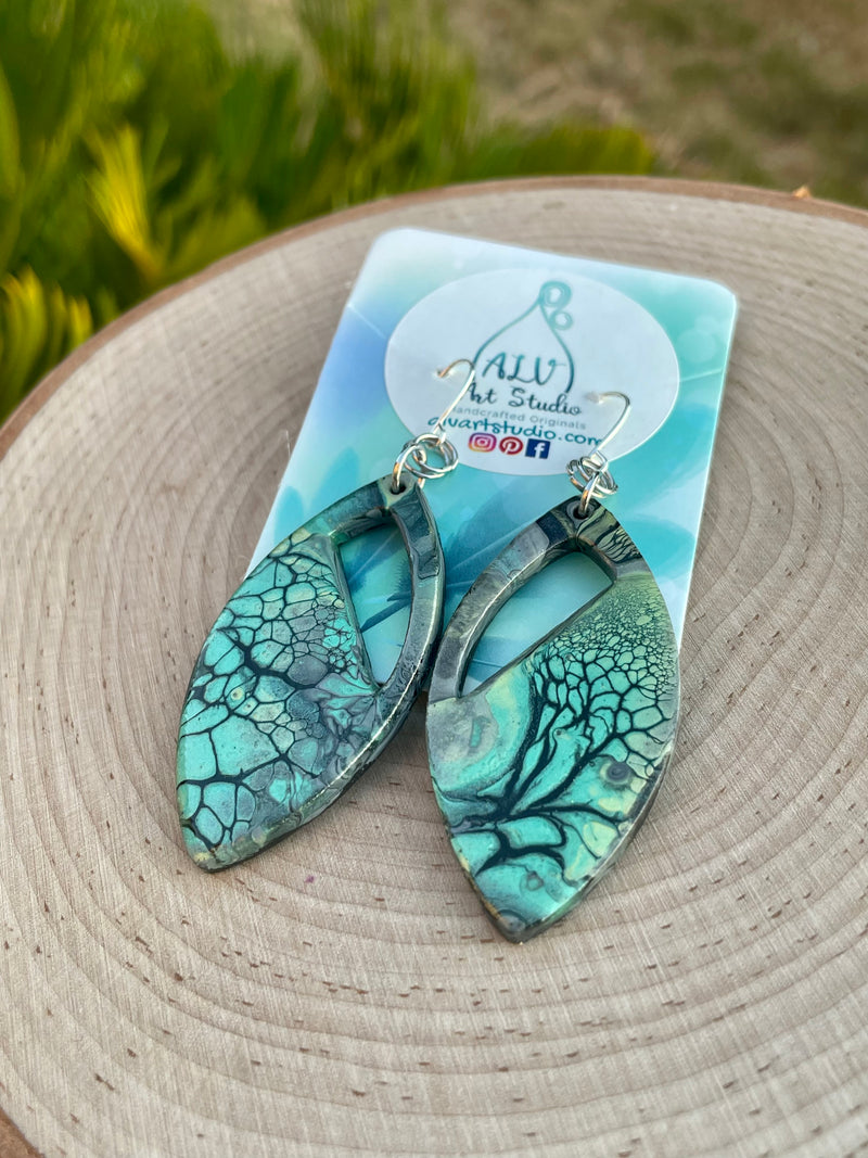 Earrings - Thrive 🦚