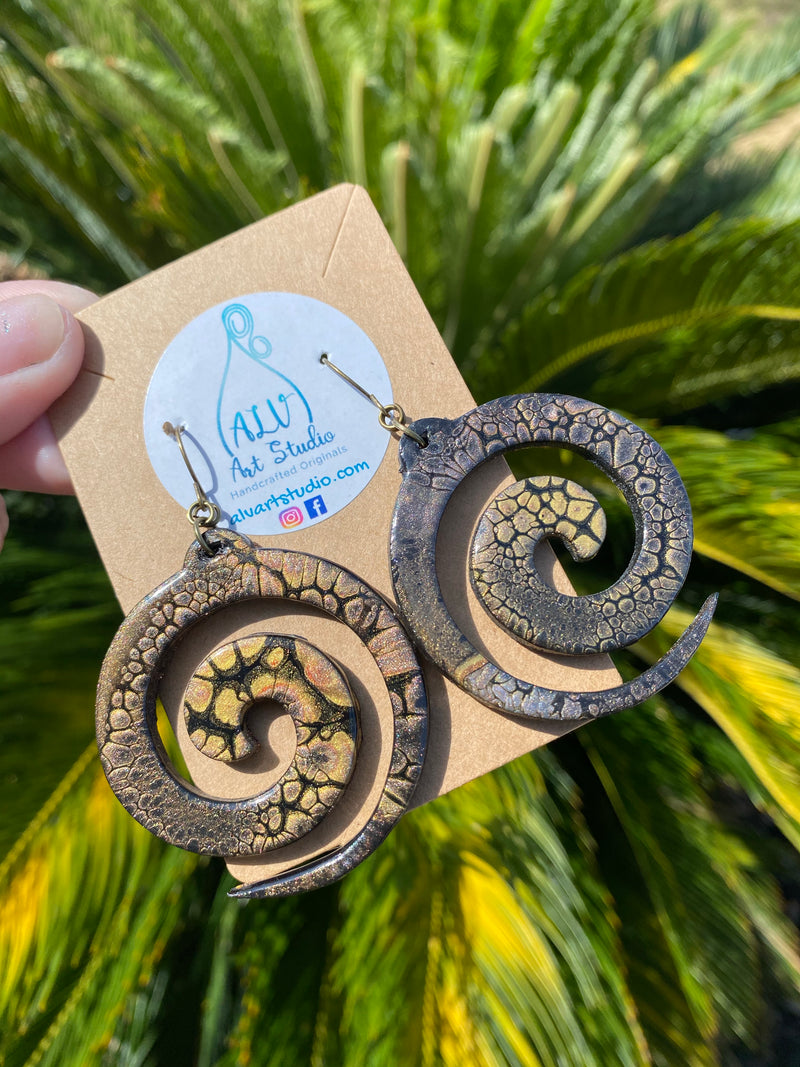 Earrings - Tribal Swirl 🌀