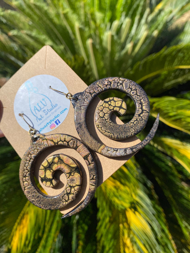 Earrings - Tribal Swirl 🌀