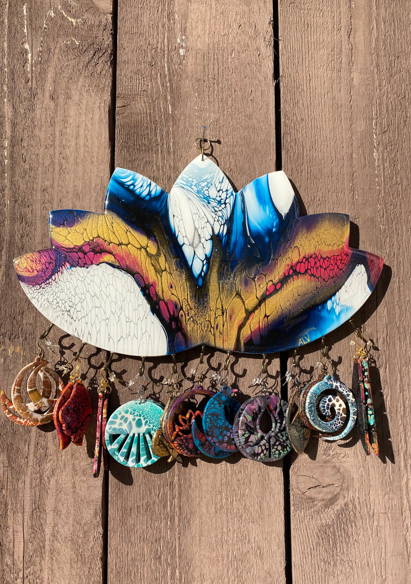 Lotus Wall Hanging Organizer