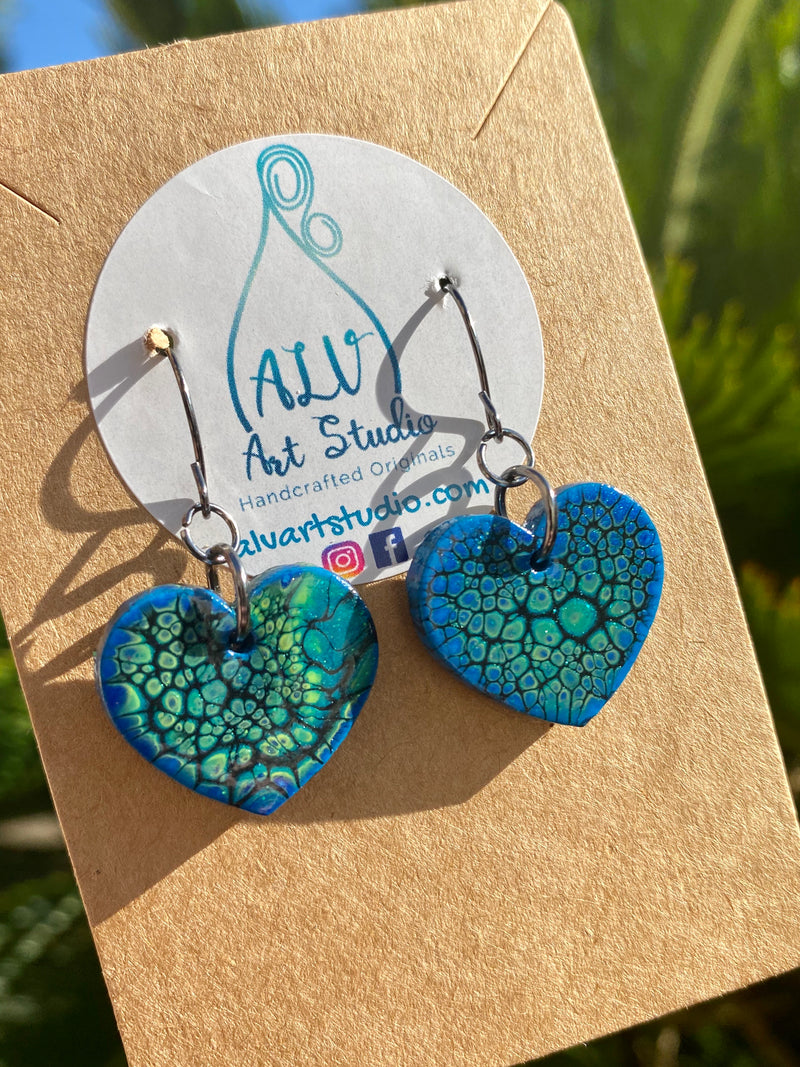 Earrings - Tiny Hearts 💕