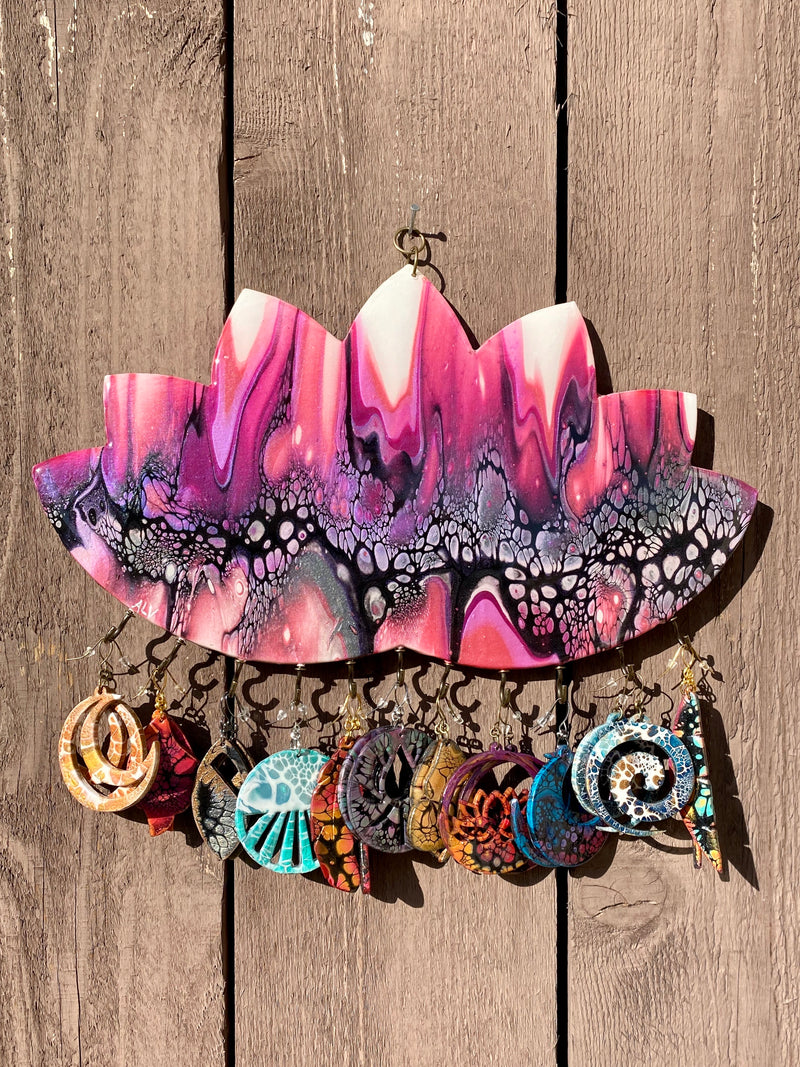 Lotus Wall Hanging Organizer